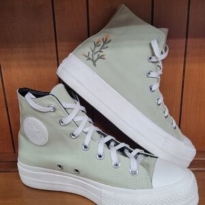 Converse Unisex AllStar Chuck embroidered mint platform Sneakers W: 8.5 M 6.5.